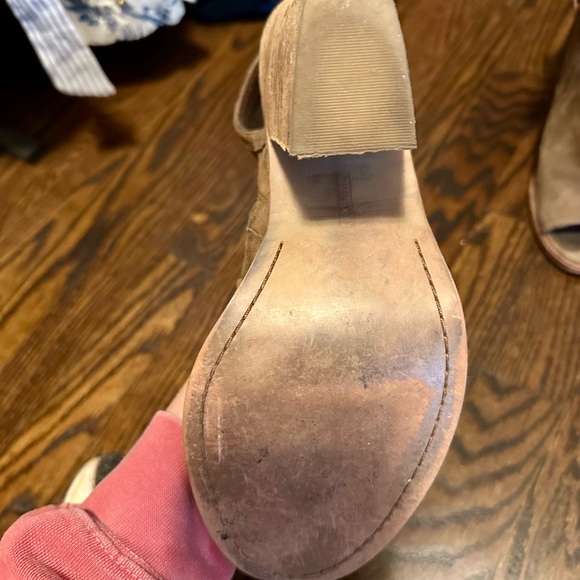 Vince Camuto open-toed booties - Picture 1 of 3